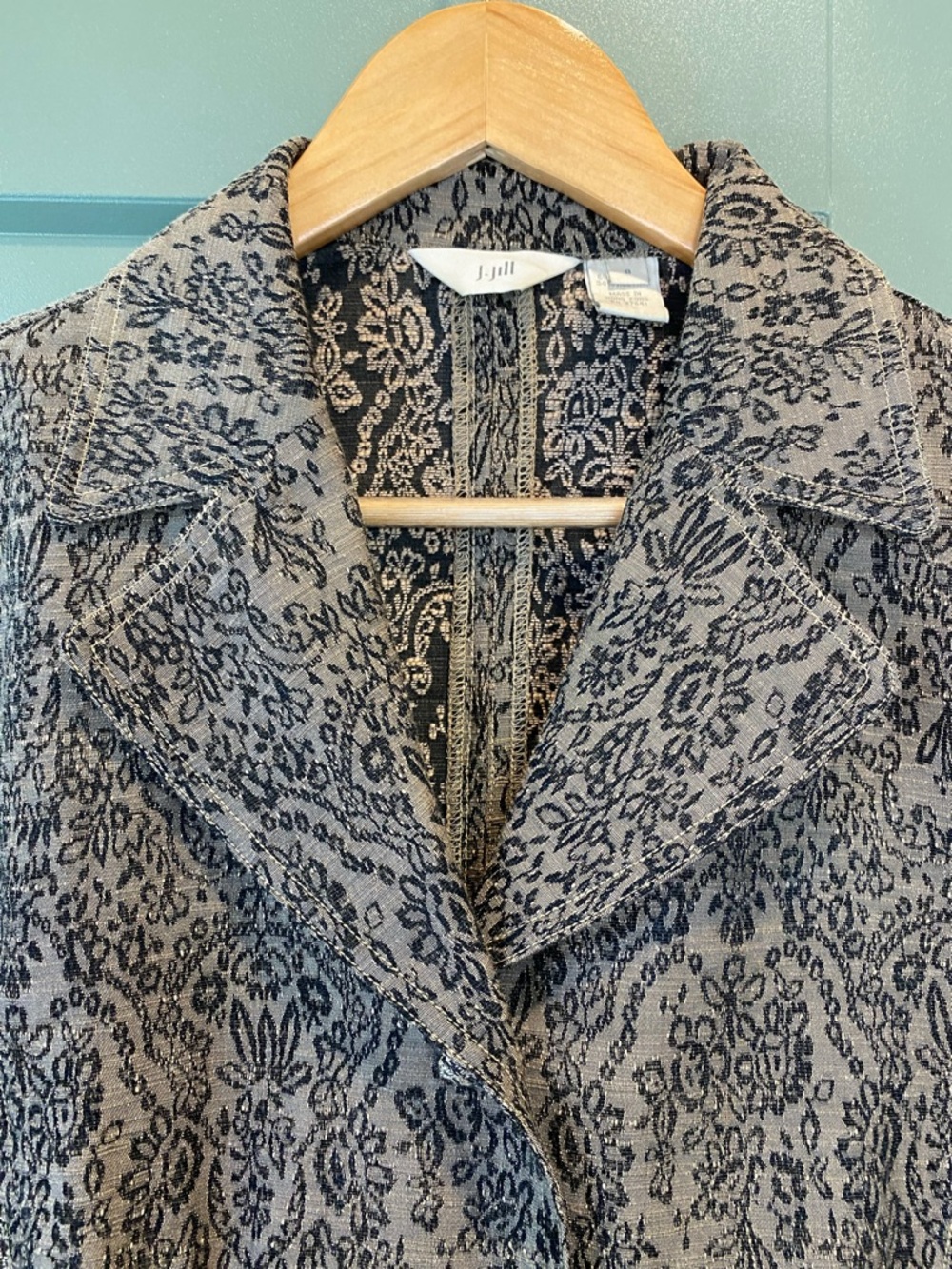 J. Jill Black and Cream Jacquard Button-Front Jacket - Picture 3 of 7
